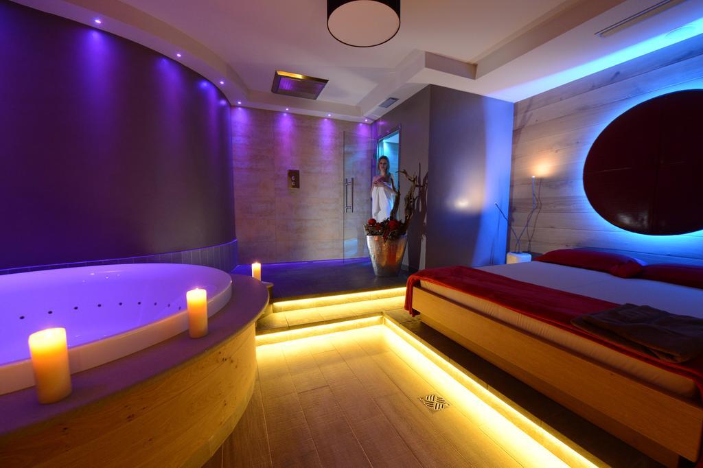 לביקו טרמה Hotel Ambassador מראה חיצוני תמונה