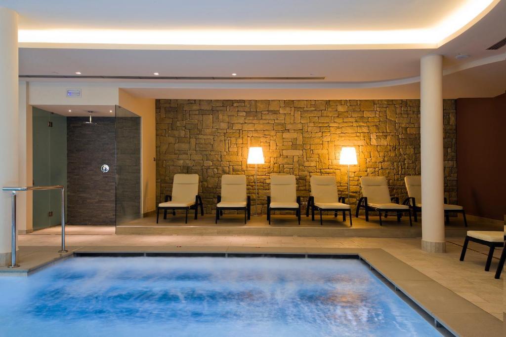 לביקו טרמה Hotel Ambassador מראה חיצוני תמונה