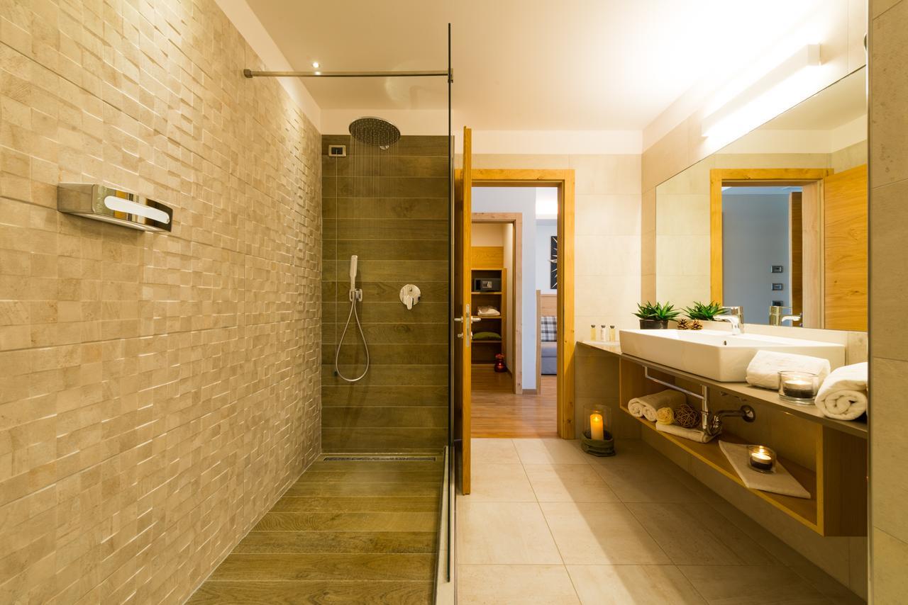 לביקו טרמה Hotel Ambassador מראה חיצוני תמונה