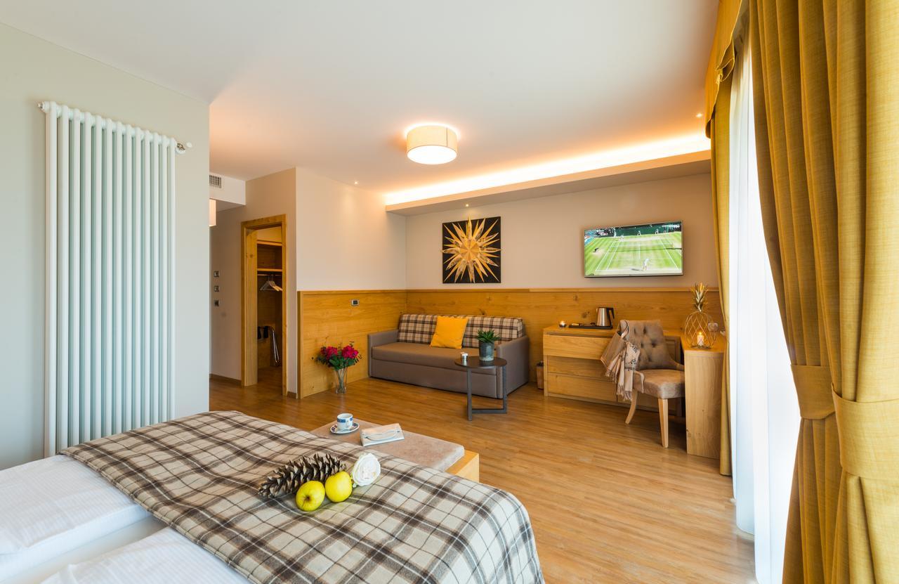 לביקו טרמה Hotel Ambassador מראה חיצוני תמונה
